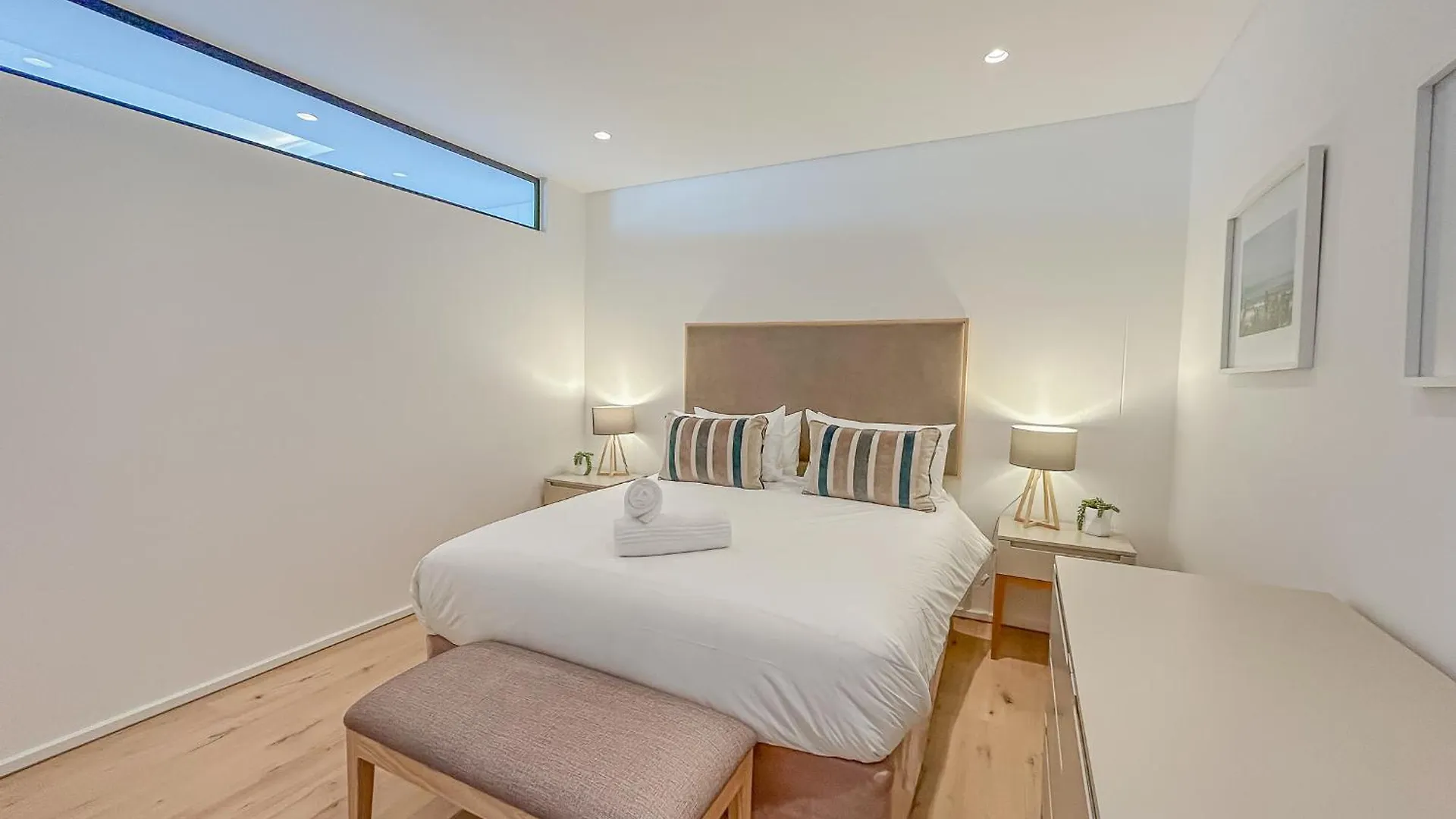 Woodstock Wonder - Mountain Views Apartment Cape Town