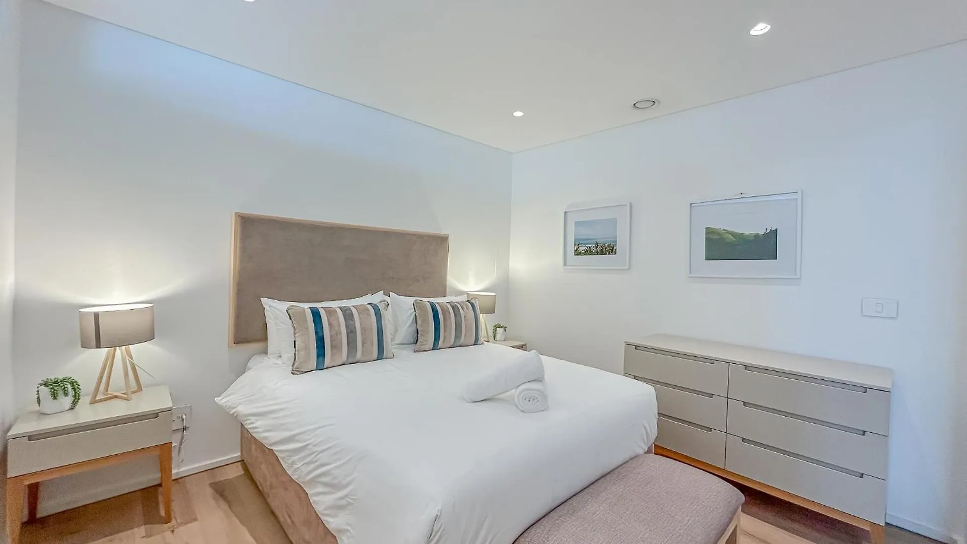 Woodstock Wonder - Mountain Views Apartment Cape Town